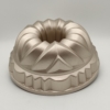 Stampo ciambella in alluminio pressofuso inaderente cm 24 - immagine 3