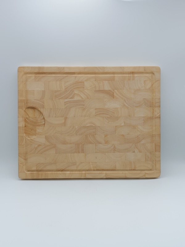 Tagliere albero della gomma cm 42 X 34 H 2,7